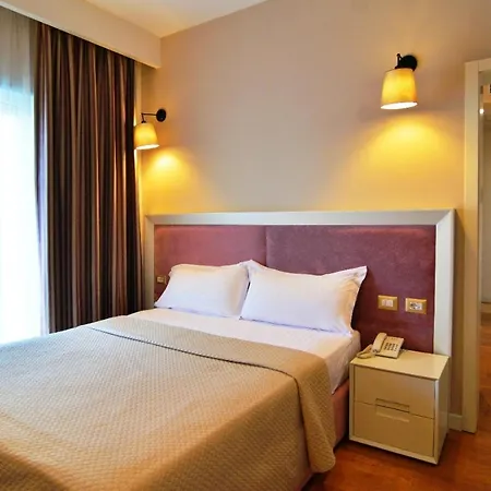 Resort Sandy Golem (Tirana)