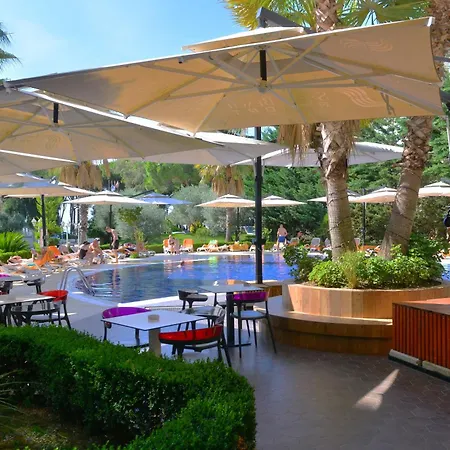 Resort Sandy