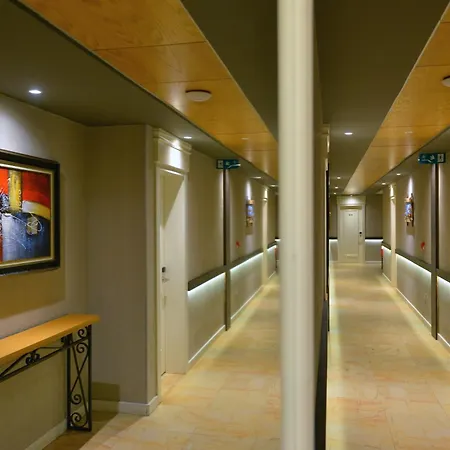 Semesteranläggning (resort) Sandy Golem (Tirana)