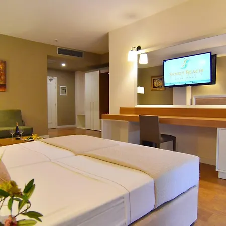Sandy Resort 4*