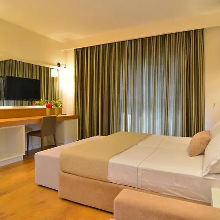 Sandy 4* Golem (Tirana)