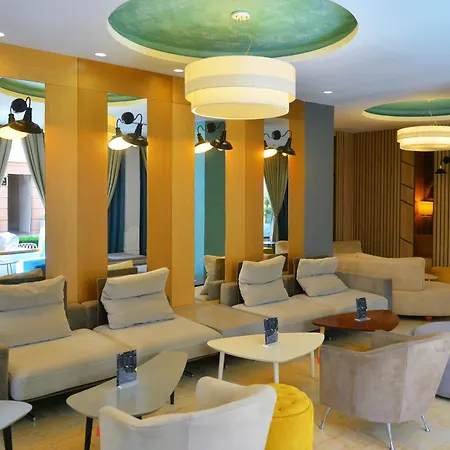 Sandy Golem (Tirana)