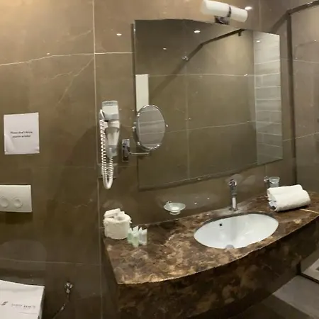 Resort Sandy Golem (Tirana)
