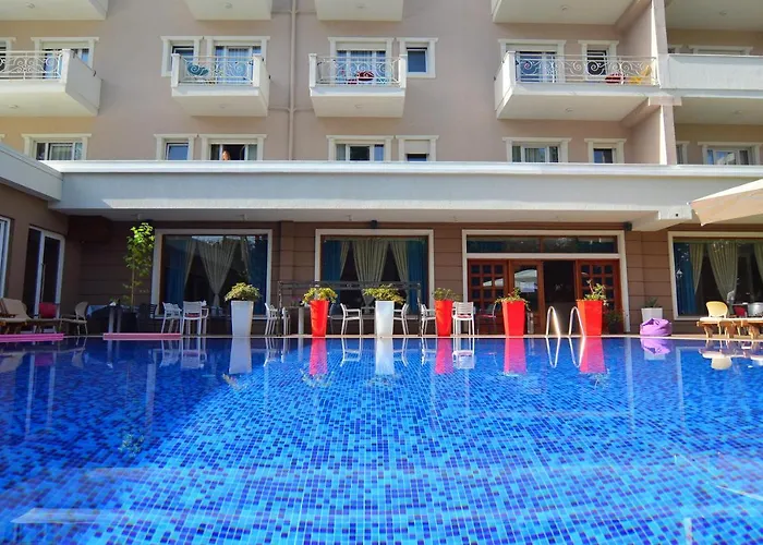Sandy Resort 4*