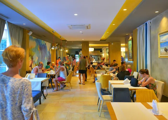 Sandy 4* Golem (Tirana)