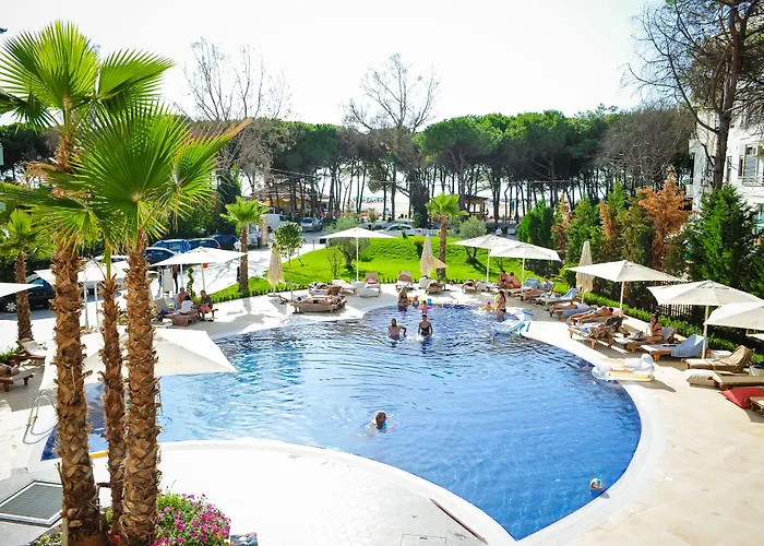 Sandy Resort 4*