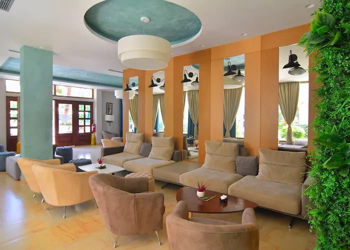 Sandy Resort 4*